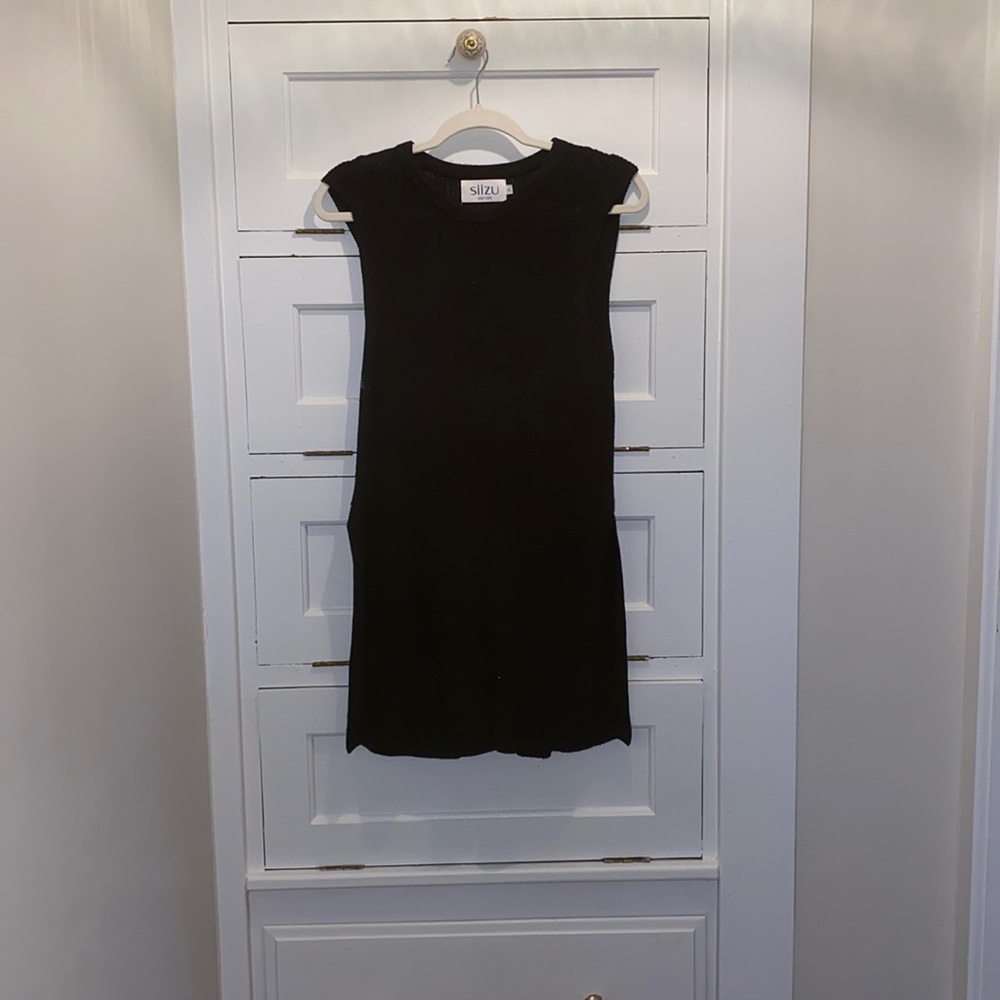Black sleeveless Tunic